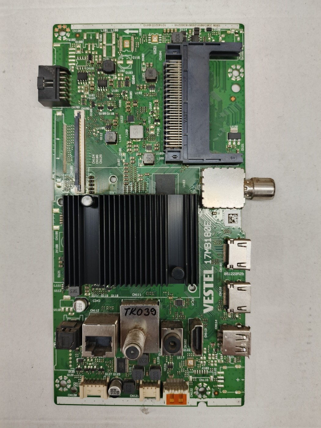 TK039 VOX 50SWU559B 10140233 MAIN 17MB180E 2301 300292 SN 8951554 UHD